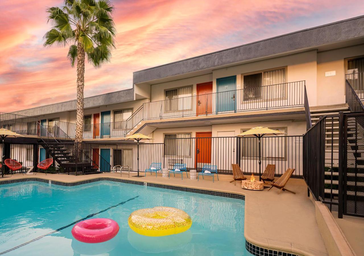 The Sojourn Los Angeles - Sherman Oaks Bagian luar foto