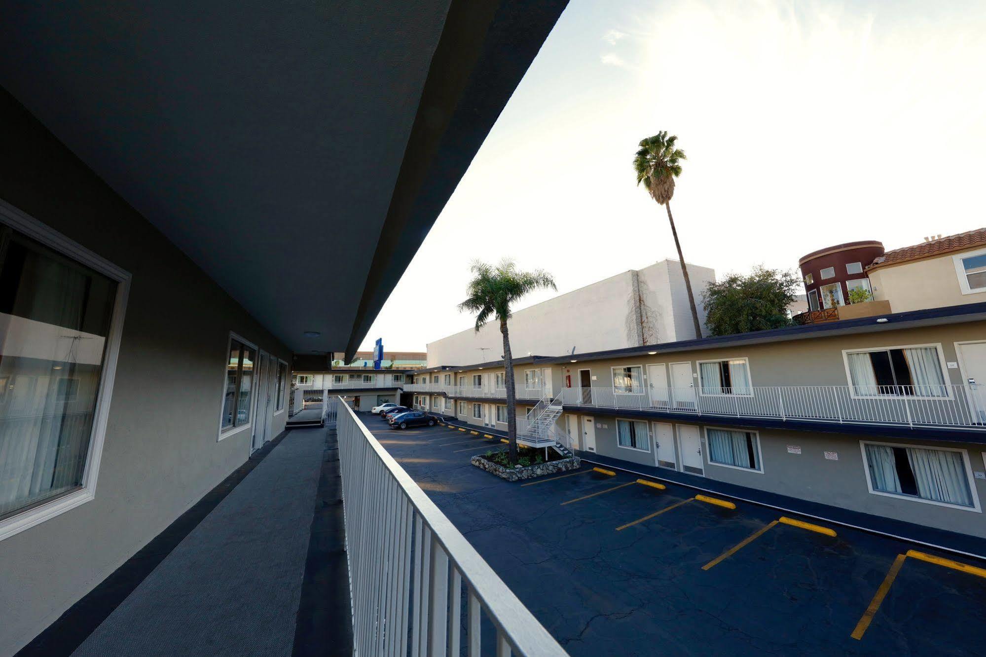 The Sojourn Los Angeles - Sherman Oaks Bagian luar foto